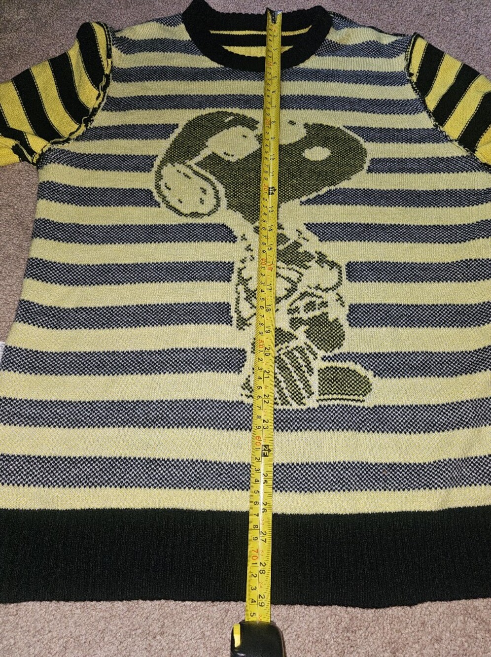 NWOT 2018 Peanuts Snoopy Sweater Black Yellow Striped Long Sleeve Crew Neck RARE - Picture 9 of 10